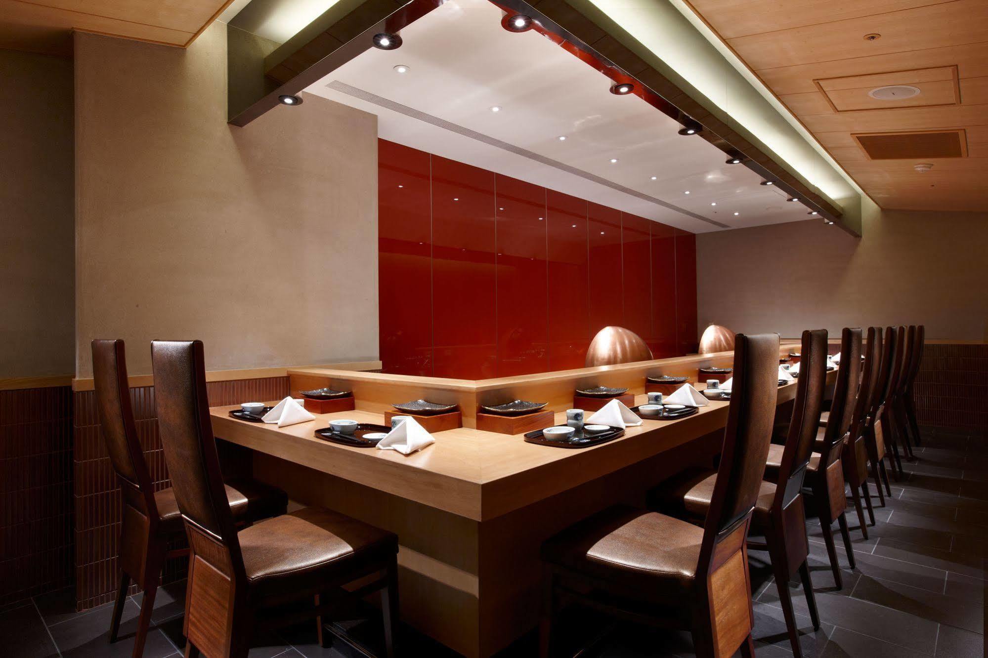 The Okura Prestige Taipei Hotell Eksteriør bilde Interior of a restaurant